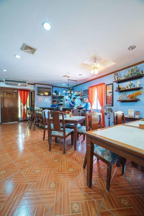 Reddoorz At La Casa Guesthouse Former Reddoorz At Tamarind Street Angeles City Eksteriør bilde